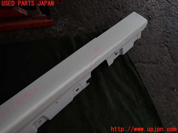 2UPJ-9240271390]BMW 523i ツーリング F11(XL20)右サイドステップ 中古_2