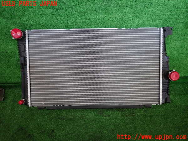 2UPJ-9240272321]BMW 523i ツーリング F11(XL20)ラジエーター1 中古_3