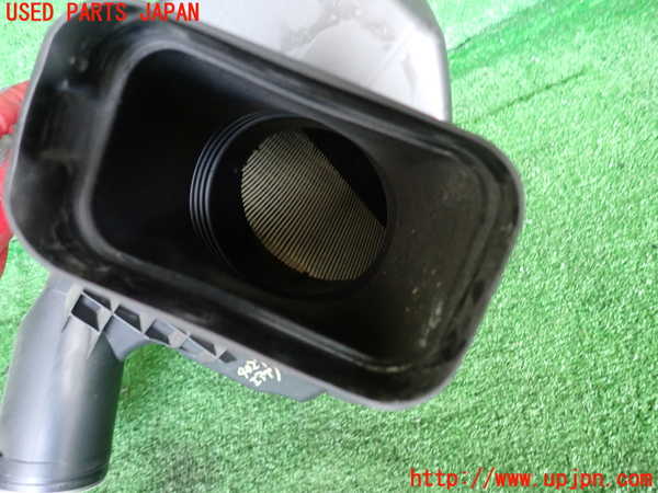 2UPJ-9240272560]BMW 523i ツーリング F11(XL20)エアクリーナーボックス 中古_3