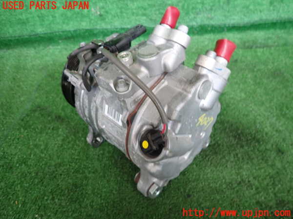 2UPJ-9240276025]BMW 523i ツーリング F11(XL20)エアコンコンプレッサー 中古_2