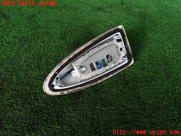2UPJ-9240276550]BMW 523i ツーリング F11(XL20)アンテナ 中古_4