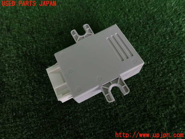 2UPJ-9240276120]BMW 523i ツーリング F11(XL20)サスペンションコンピューター 中古_2