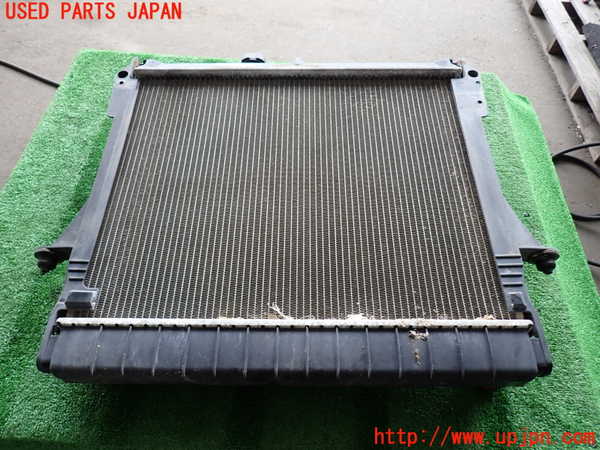 2UPJ-9240282321]ハマーH3(型式不明)ラジエーター1 中古_4
