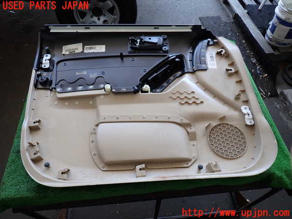 2UPJ-9240281234]ハマーH3(型式不明)右前ドア内張り 中古_5