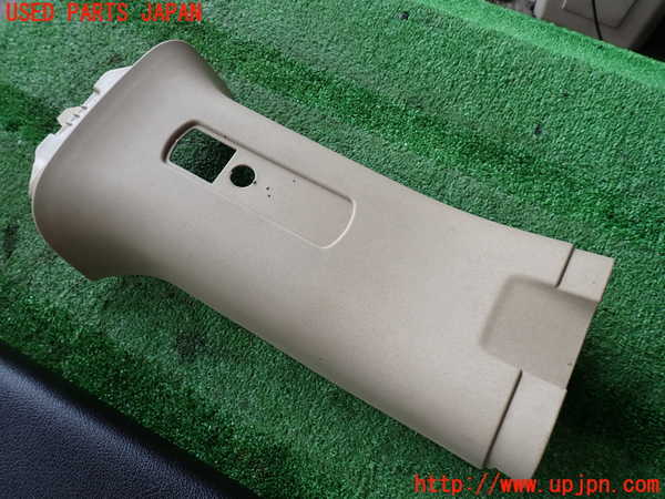 2UPJ-9240287665]ハマーH3(型式不明)右センターピラートリム 中古_2