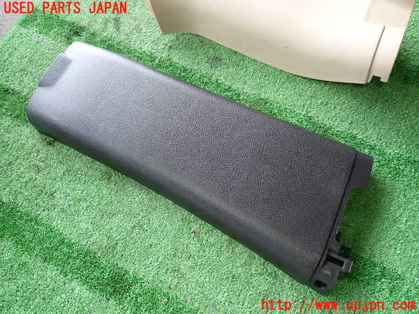 2UPJ-9240287665]ハマーH3(型式不明)右センターピラートリム 中古_3