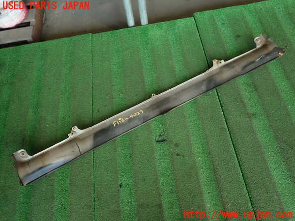 2UPJ-9240291035]ランクル60系(FJ62V(改))フロントパネル 中古_5