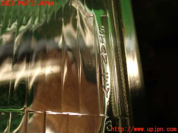 2UPJ-9240291130]ランクル60系(FJ62V(改))右ヘッドライト ハロゲン 中古_4