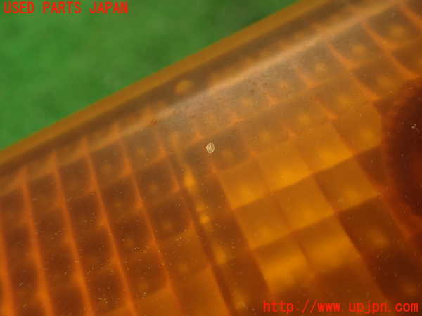 2UPJ-9240291162]ランクル60系(FJ62V(改))左ウィンカーレンズ 中古_4