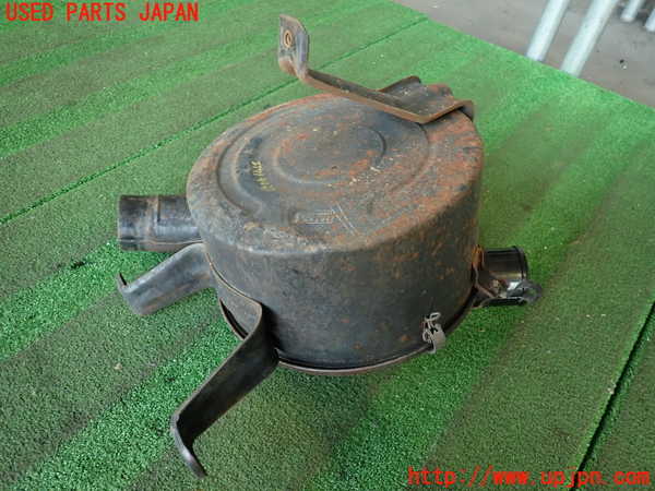 2UPJ-9240292560]ランクル60系(FJ62V(改))エアクリーナーボックス 中古_3