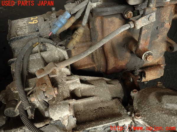 2UPJ-9240293200]ランクル60系(FJ62V(改))ミッション MT 3F 4WD 中古_4