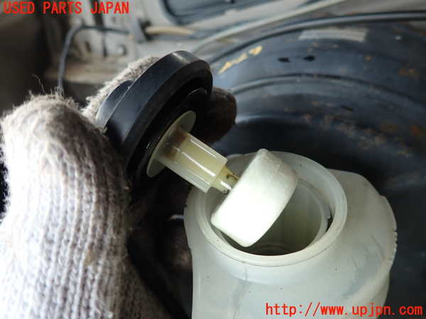 2UPJ-9240294050]ランクル60系(FJ62V(改))ブレーキマスターシリンダー 中古_3