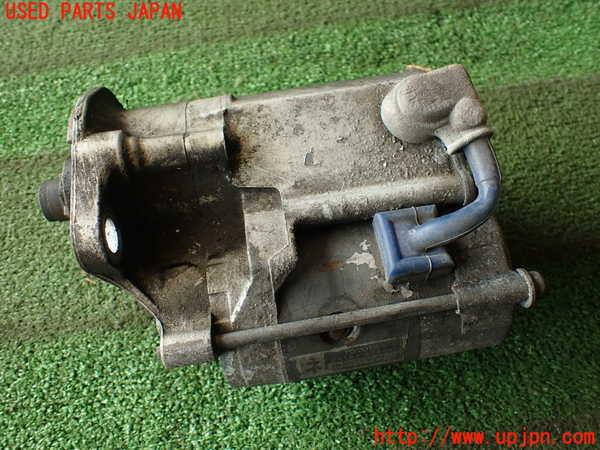 2UPJ-9240296010]ランクル60系(FJ62V(改))セルモーター 中古_2