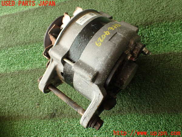 2UPJ-9240296015]ランクル60系(FJ62V(改))オルタネーター(ダイナモ) 中古_2