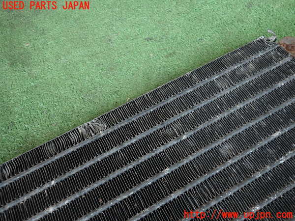 2UPJ-9240296031]ランクル60系(FJ62V(改))エアコンコンデンサー1 中古_3