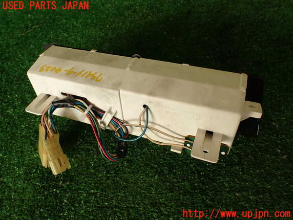 2UPJ-9240296175]ランクル60系(FJ62V(改))クライノメーター 中古_2