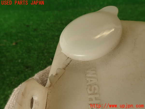 2UPJ-9240296791]ランクル60系(FJ62V(改))ウォッシャータンク1 中古_3