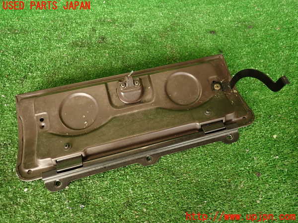 2UPJ-9240297516]ランクル60系(FJ62V(改))グローブボックス1 中古_4