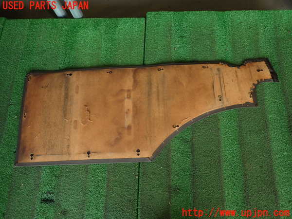 2UPJ-9240297675]ランクル60系(FJ62V(改))右リアピラートリム 中古_4