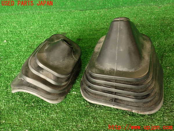 2UPJ-9240297575]ランクル60系(FJ62V(改))シフトブーツ 中古_2