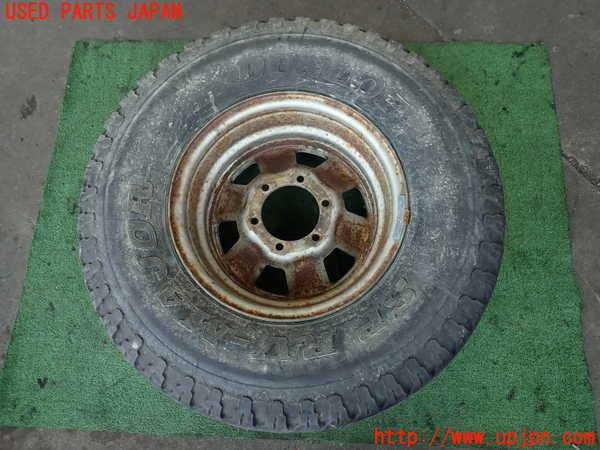 2UPJ-9240299601]ランクル60系(FJ62V(改))スペアタイヤ1 中古_4
