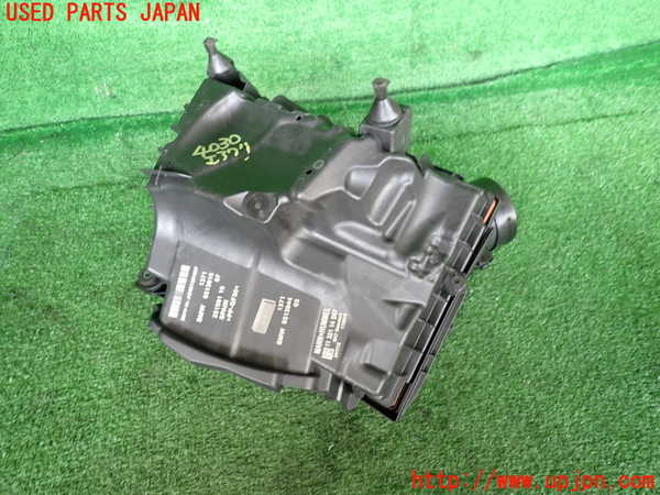 2UPJ-9240302560]BMW ミニ(MINI)クーパーSD クラブマン(LR20)(F54)エアクリーナーボックス 中古_4