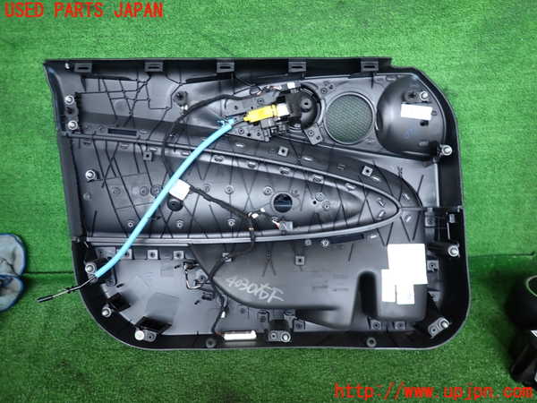 2UPJ-9240301234]BMW ミニ(MINI)クーパーSD クラブマン(LR20)(F54)右前ドア内張り 中古_3
