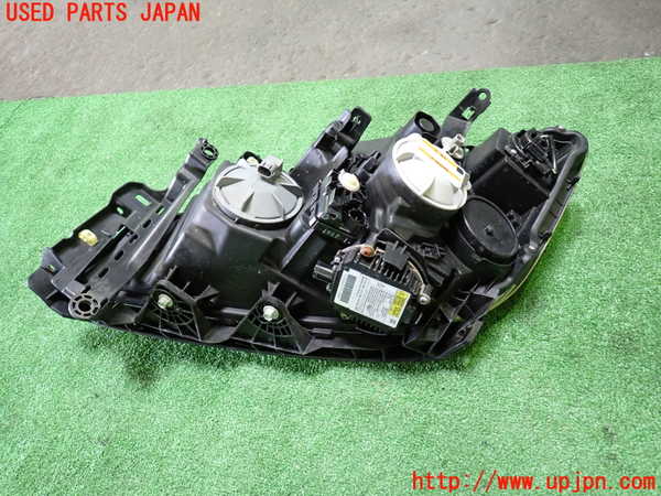 1UPJ-9240311130]ステップワゴン スパーダ(RK5)右ヘッドライト HID 中古_3