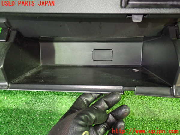 1UPJ-9240317517]ステップワゴン スパーダ(RK5)グローブボックス2 中古_2