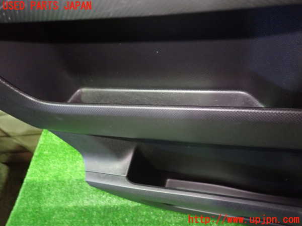1UPJ-9240311264]ステップワゴン スパーダ(RK5)左前ドア内張り 中古_3