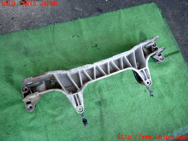 2UPJ-9240325285]セルシオ(UCF21)フロントメンバー 中古_3