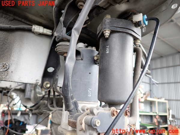 2UPJ-9240325535]セルシオ(UCF21)エアサスポンプ 中古_2