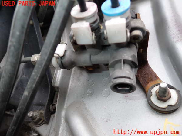 2UPJ-9240325540]セルシオ(UCF21)エアサスソレノイドバルブ 中古_2