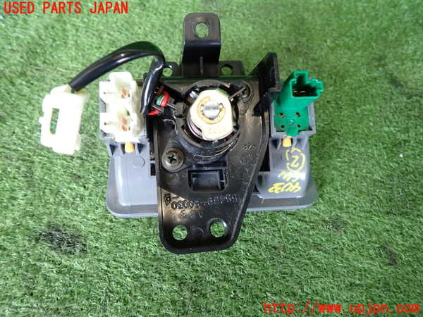 2UPJ-9240326307]セルシオ(UCF21)スイッチ2(給油口 トランク) 中古_2