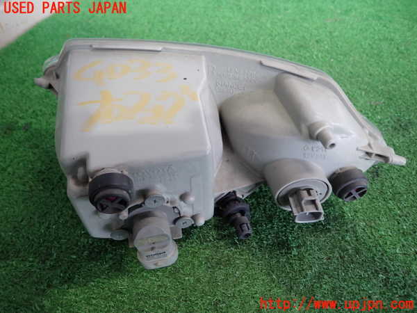 2UPJ-9240331180]セルシオ(UCF31)右フォグ 中古_2
