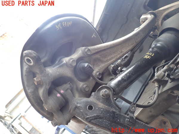 2UPJ-9240334290]セルシオ(UCF31)右フロントナックルハブ 中古_2