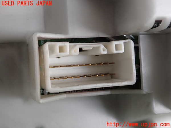 2UPJ-9240336170]セルシオ(UCF31)スピードメーター 中古_3