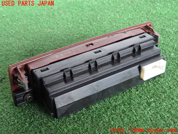 2UPJ-9240336313]セルシオ(UCF31)スイッチ8(シートエアコン TRC OFF等) 中古_2
