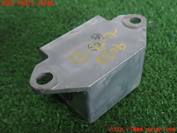 2UPJ-9240336381]セルシオ(UCF31)センサー1(ヨーレート) 中古_2
