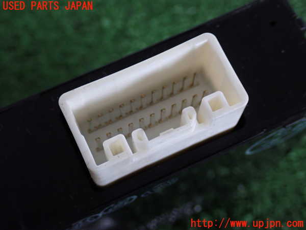2UPJ-9240336147]セルシオ(UCF31)コンピューター2(ネットワークゲートウェイ) 中古 89111-50010_4