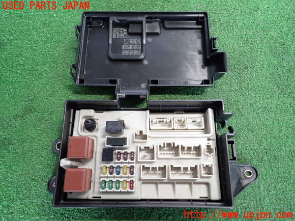 2UPJ-9240336743]セルシオ(UCF31)ヒューズボックス3 中古_5