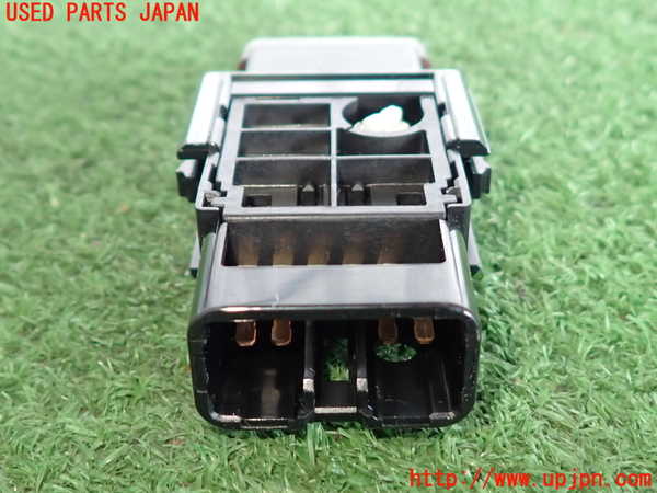 2UPJ-9240336290]セルシオ(UCF31)ハザードスイッチ 中古_3