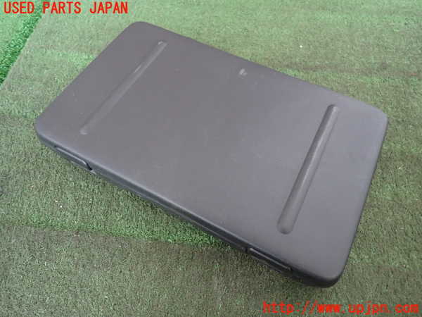 2UPJ-9240337805]セルシオ(UCF31)車載工具 中古_2