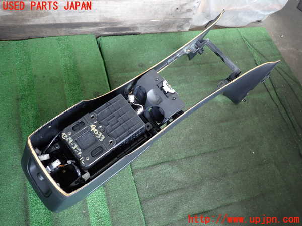 2UPJ-9240337540]セルシオ(UCF31)センターコンソール 中古_5