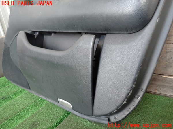 2UPJ-9240331234]セルシオ(UCF31)右前ドア内張り 中古_4