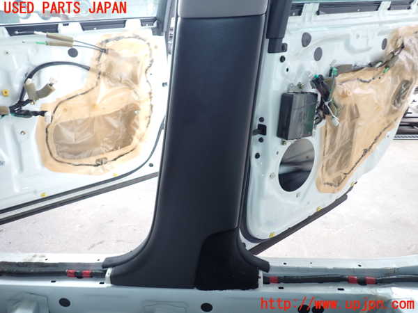 2UPJ-9240337665]セルシオ(UCF31)右センターピラートリム 中古_3