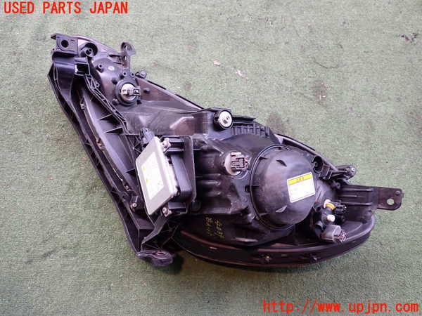 2UPJ-9240341130]フィット(Fit) ハイブリッド(e：HEV)(GP1)右ヘッドライト HID 中古_4