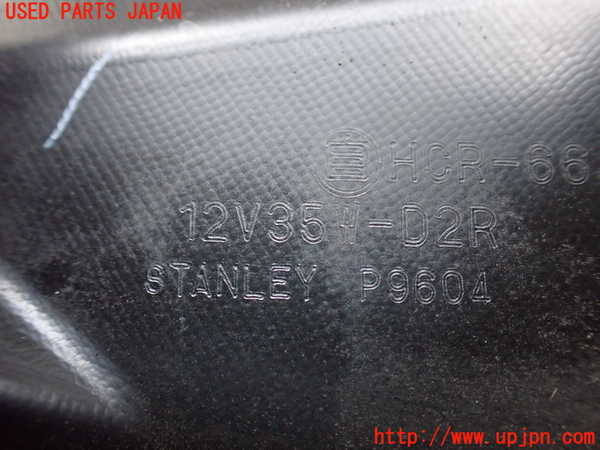 2UPJ-9240341132]フィット(Fit) ハイブリッド(e：HEV)(GP1)左ヘッドライト HID 中古_2