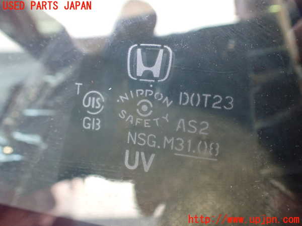 2UPJ-9240341200]フィット(Fit) ハイブリッド(e：HEV)(GP1)右フロント三角窓ガラス (M31O8) 中古_2