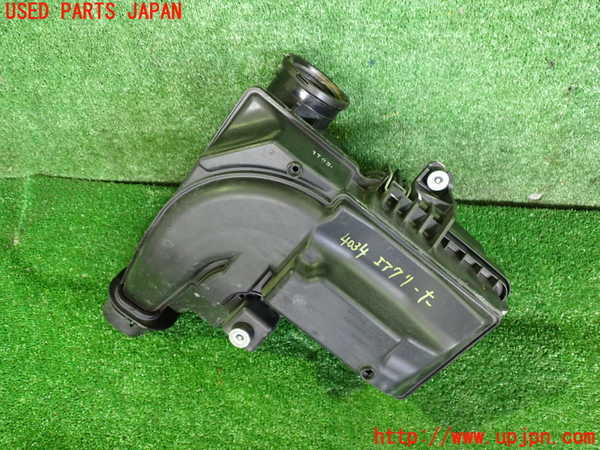 2UPJ-9240342560]フィット(Fit) ハイブリッド(e：HEV)(GP1)エアクリーナーボックス 中古_3